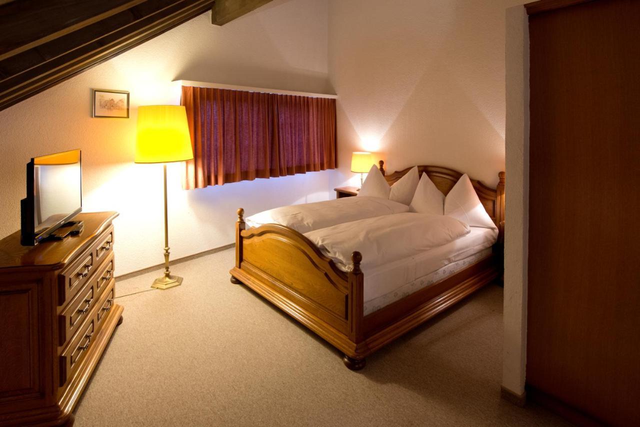 Landgasthof Zu Den Drei Sternen Brunegg Экстерьер фото
